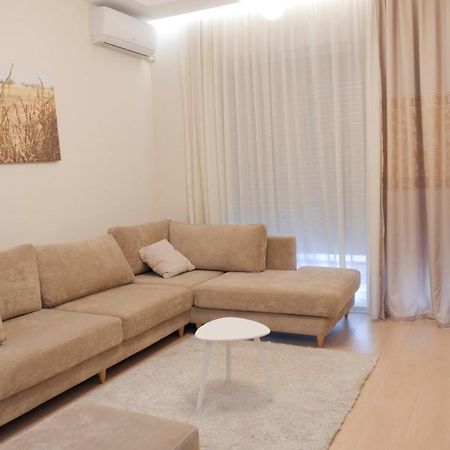 Centaurus Apartments Tirana Esterno foto