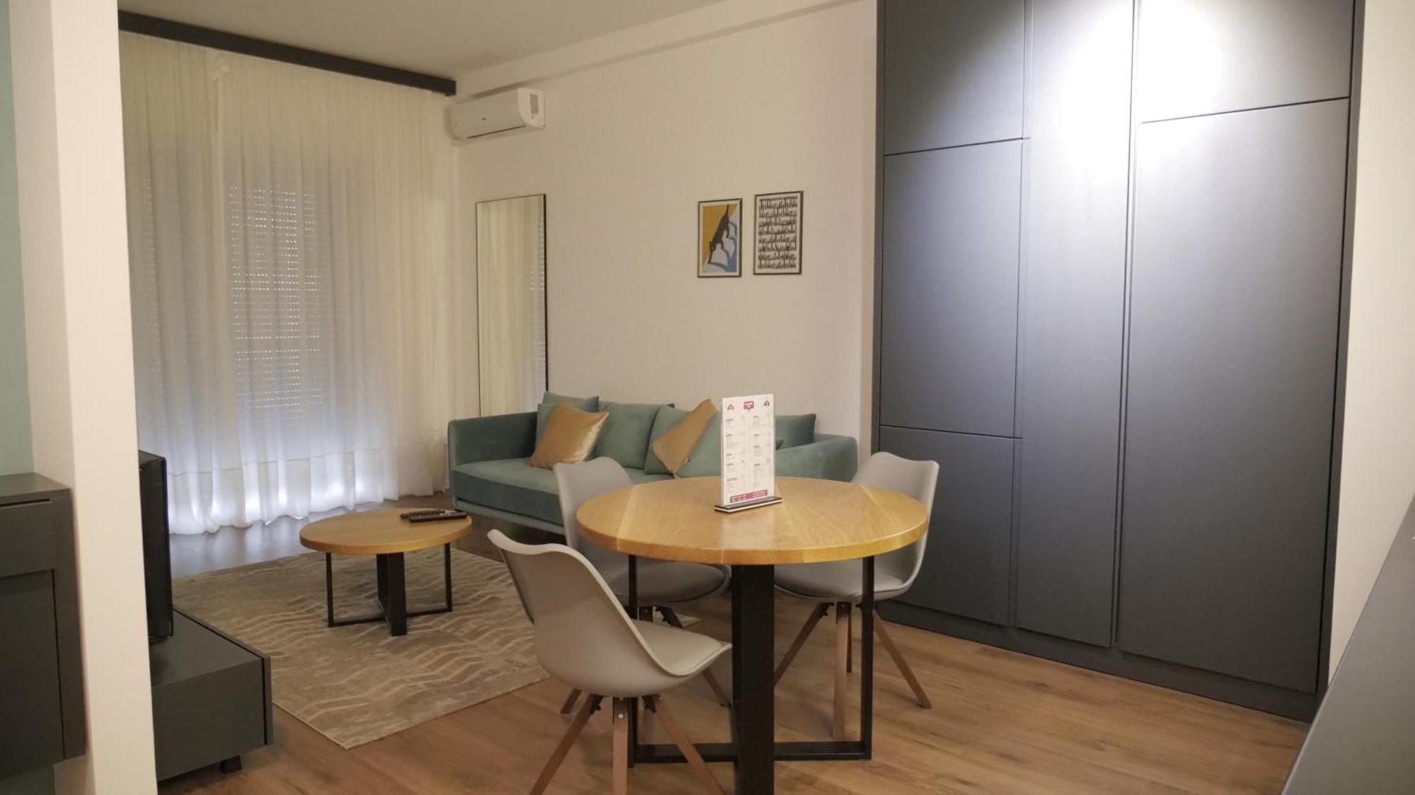Centaurus Apartments Tirana Esterno foto